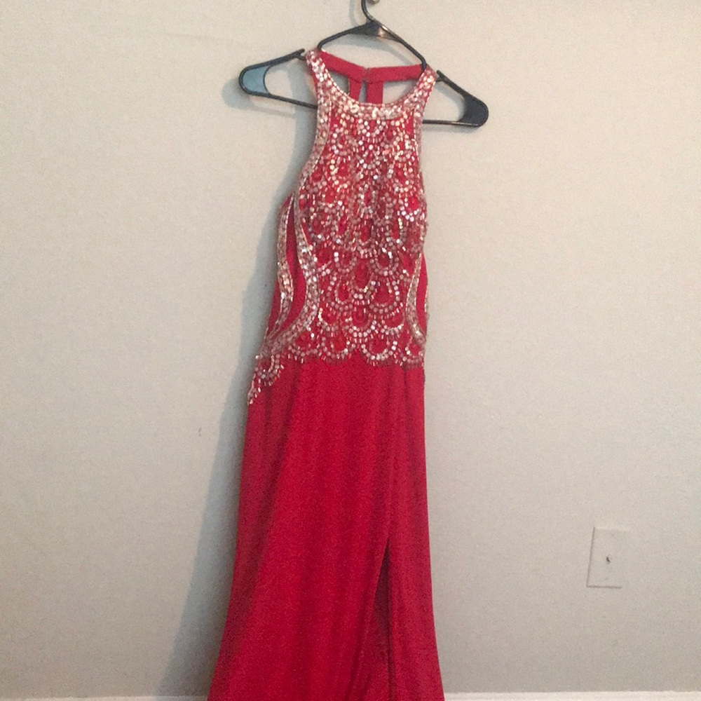 Red prom dress